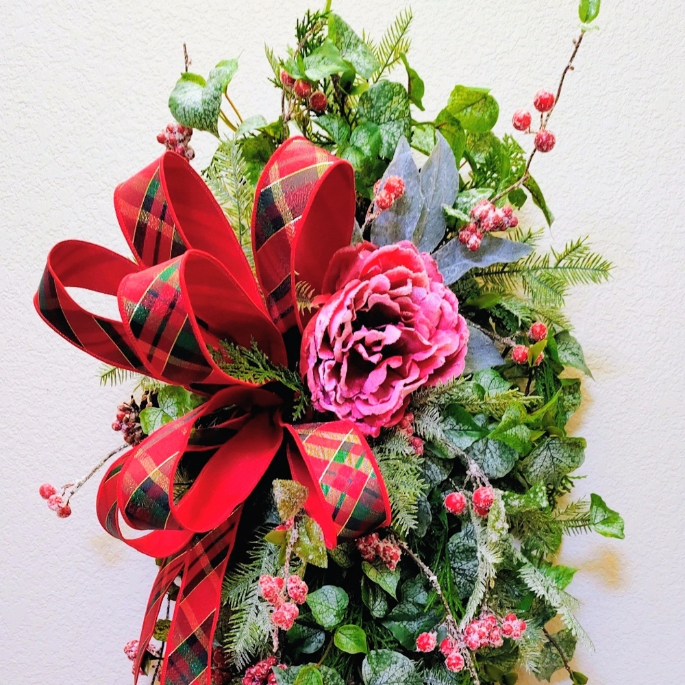Festive Red and Green Holiday Wreath